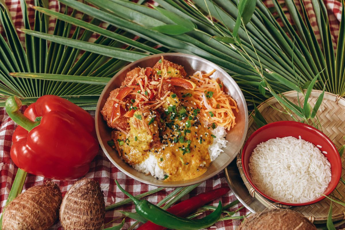 Amok Trey - Poisson au curry rouge et lait de coco
